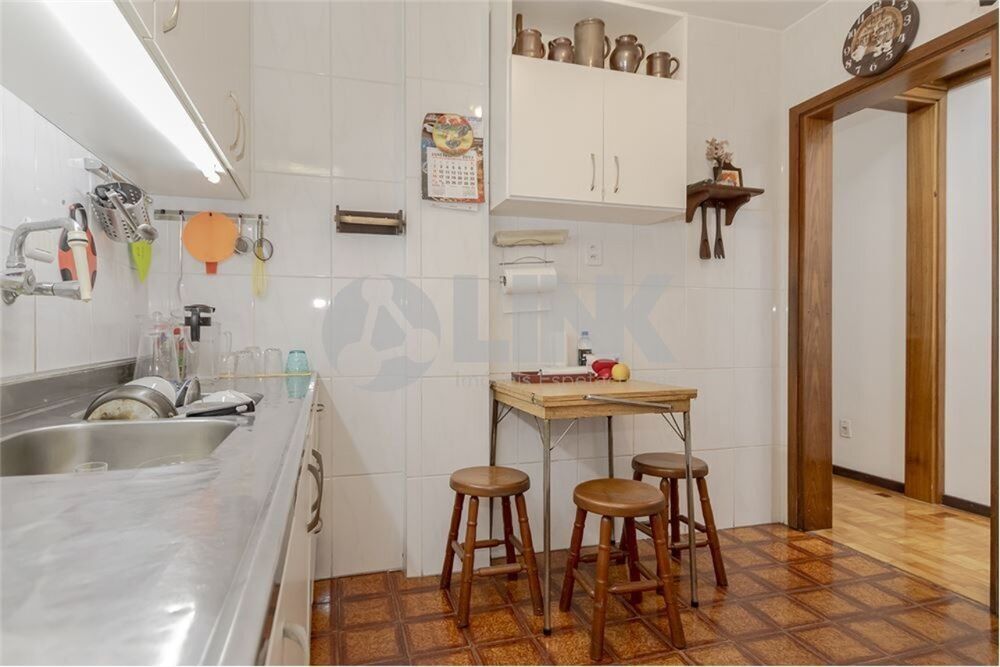 Apartamento à venda com 3 quartos, 95m² - Foto 9