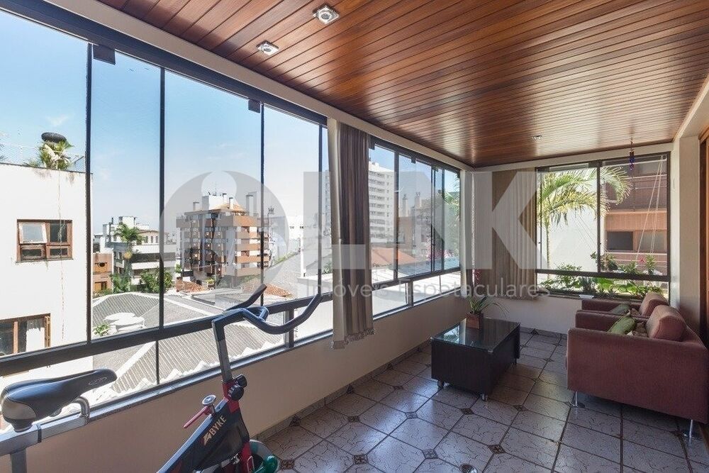 Apartamento, 3 quartos, 190 m² - Foto 3