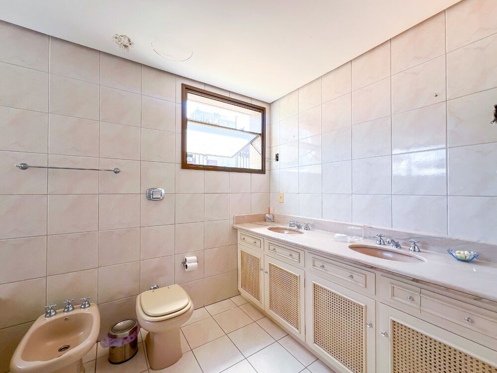 Apartamento à venda com 3 quartos, 321m² - Foto 4