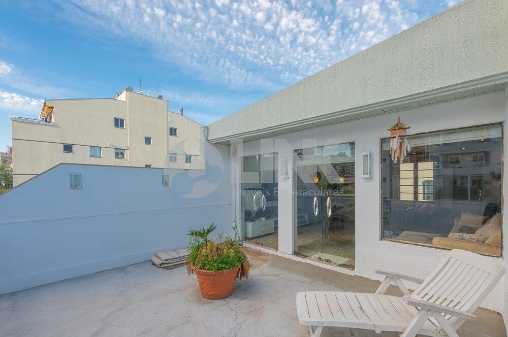 Cobertura à venda com 2 quartos, 118m² - Foto 1
