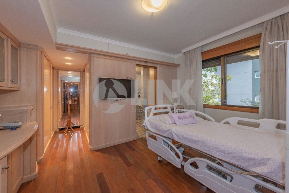 Apartamento, 3 quartos, 196 m² - Foto 4