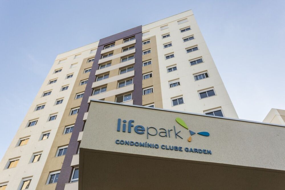 Apartamento à venda com 3 quartos, 76m² - Foto 1