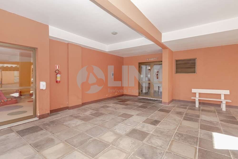 Apartamento à venda com 2 quartos, 70m² - Foto 7