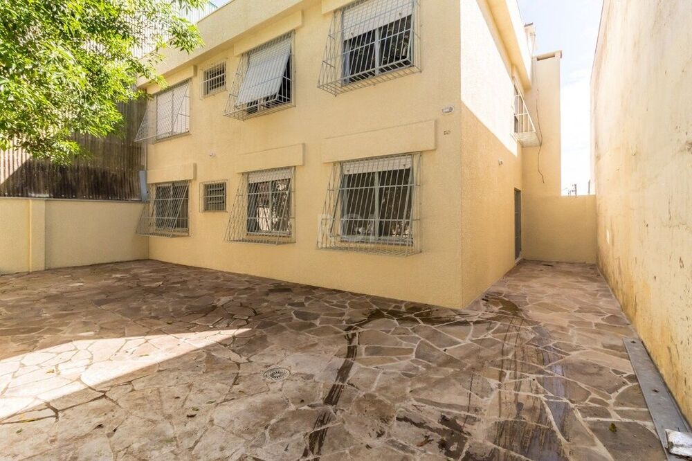 Apartamento à venda com 3 quartos, 85m² - Foto 2