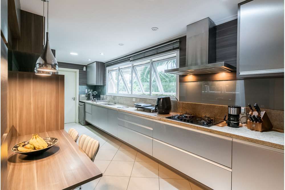 Apartamento, 3 quartos, 271 m² - Foto 1