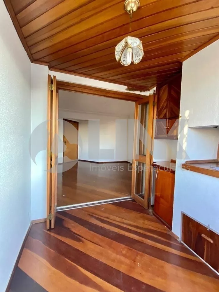 Apartamento à venda com 2 quartos, 65m² - Foto 2