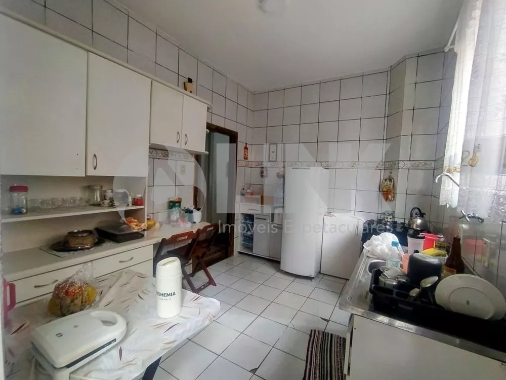 Apartamento à venda com 3 quartos, 70m² - Foto 4