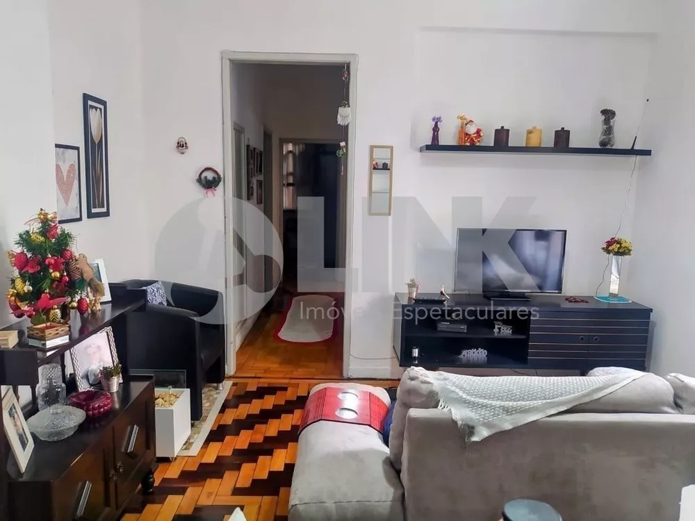 Apartamento à venda com 3 quartos, 70m² - Foto 2