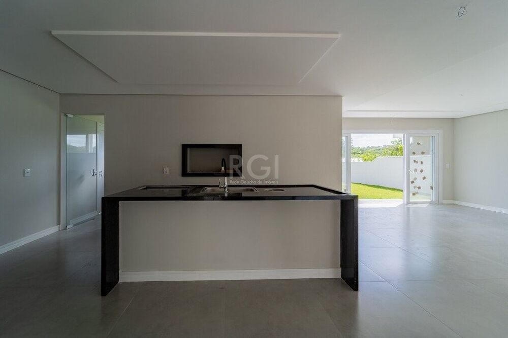 Casa de Condomínio à venda com 3 quartos, 300m² - Foto 8