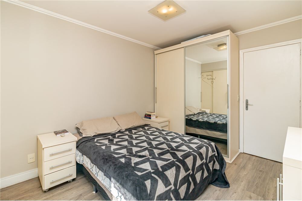 Apartamento à venda com 1 quarto, 53m² - Foto 2