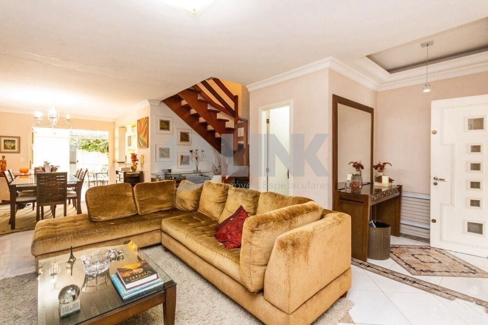 Casa, 3 quartos, 285 m² - Foto 2