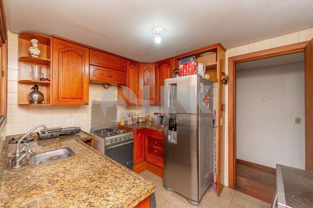 Apartamento à venda com 3 quartos, 165m² - Foto 5