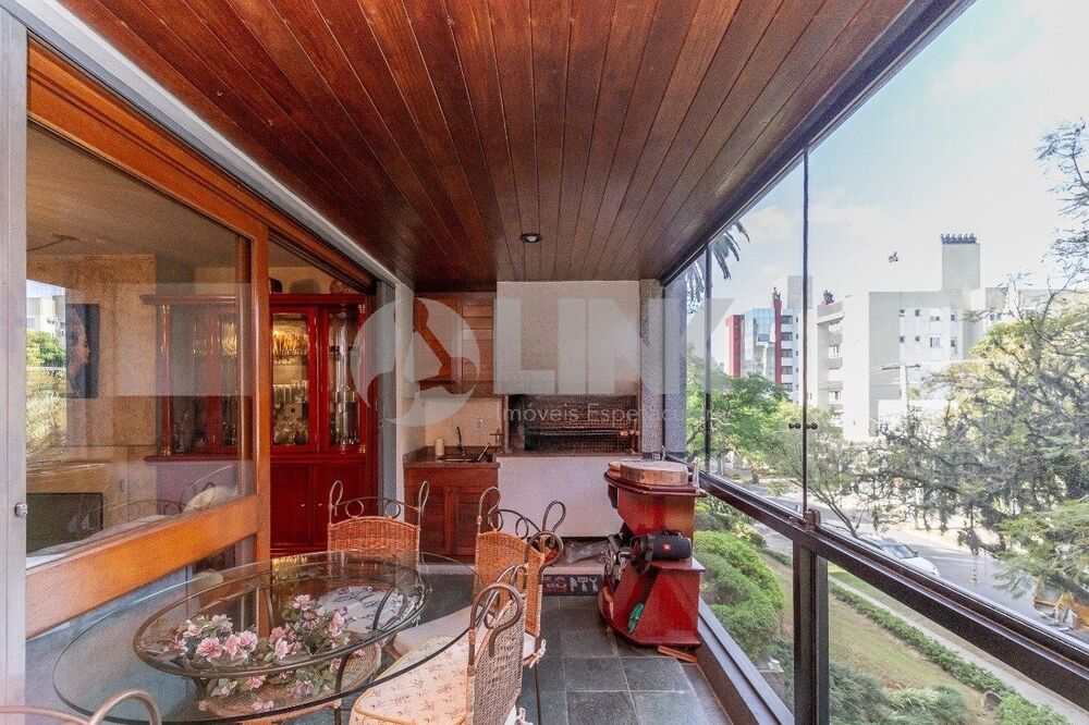 Apartamento à venda com 3 quartos, 165m² - Foto 4