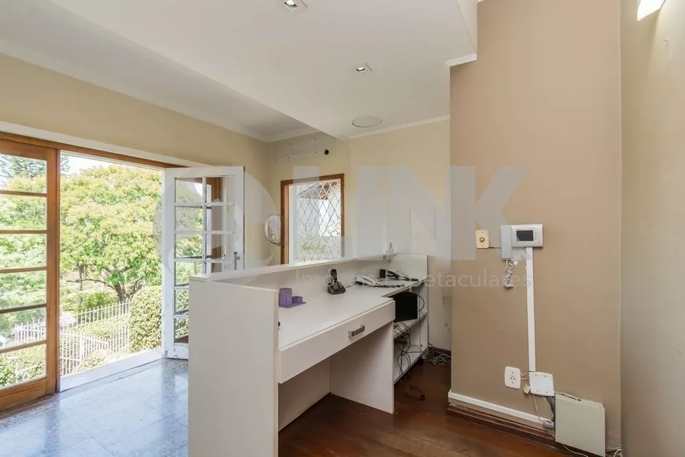 Casa à venda com 5 quartos, 365m² - Foto 1