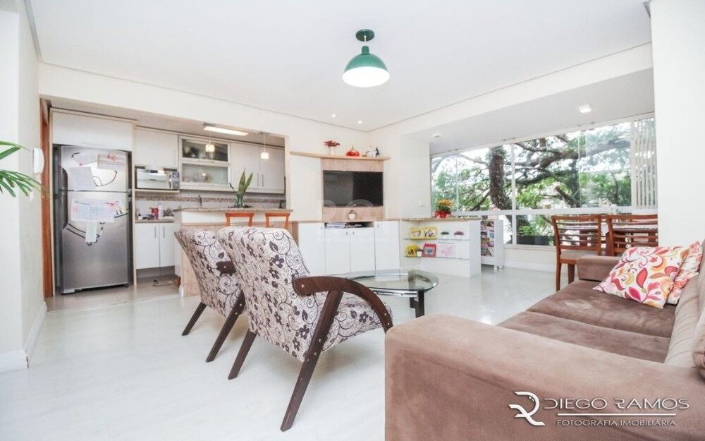 Apartamento à venda com 2 quartos, 82m² - Foto 3