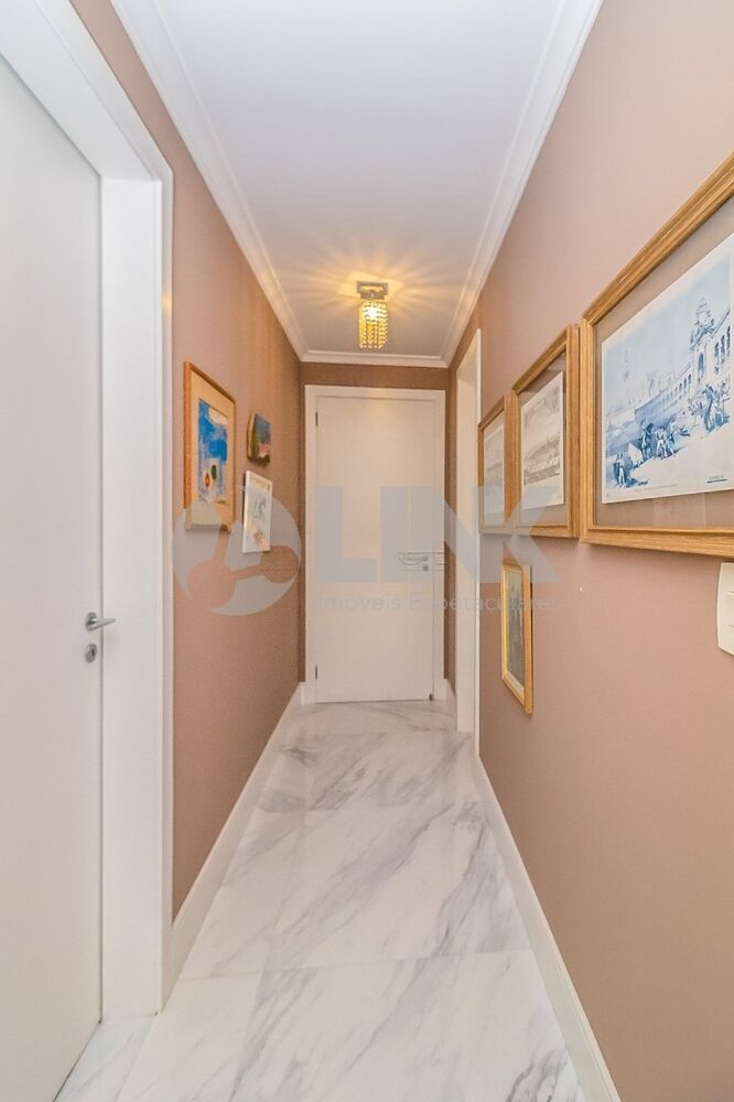 Apartamento à venda com 3 quartos, 136m² - Foto 7