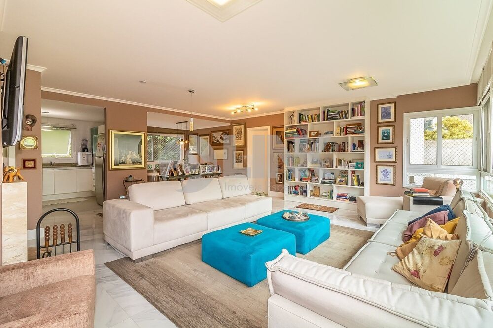 Apartamento à venda com 3 quartos, 136m² - Foto 4