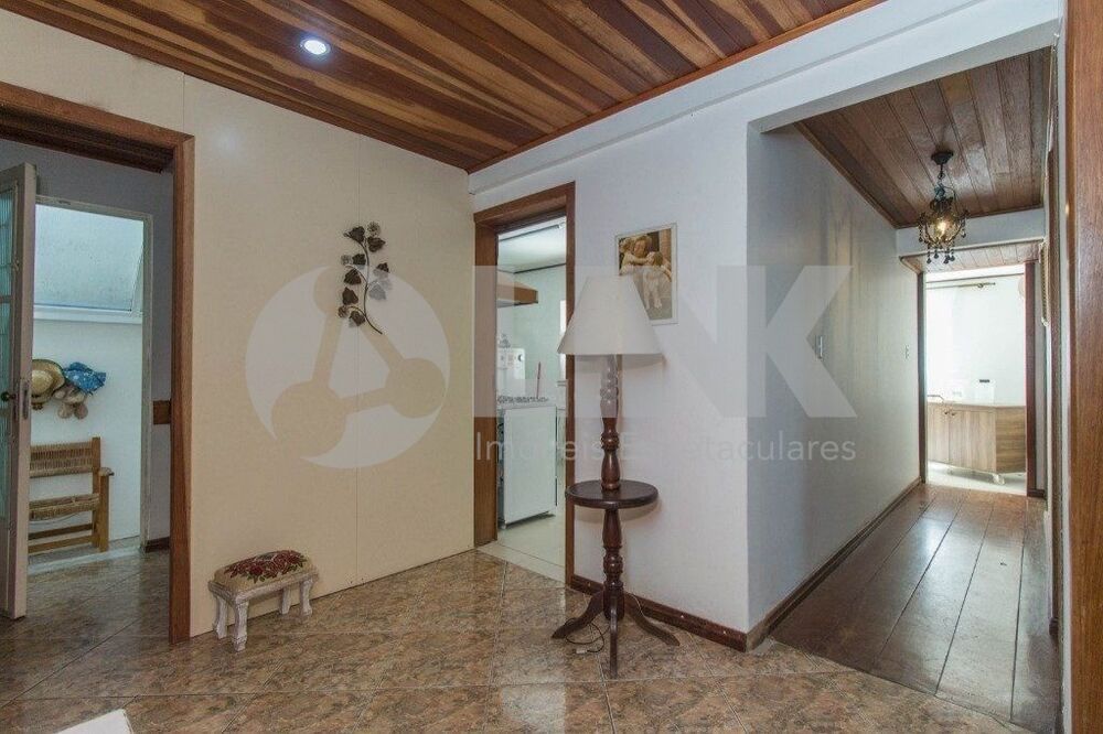 Casa à venda com 3 quartos, 400m² - Foto 8