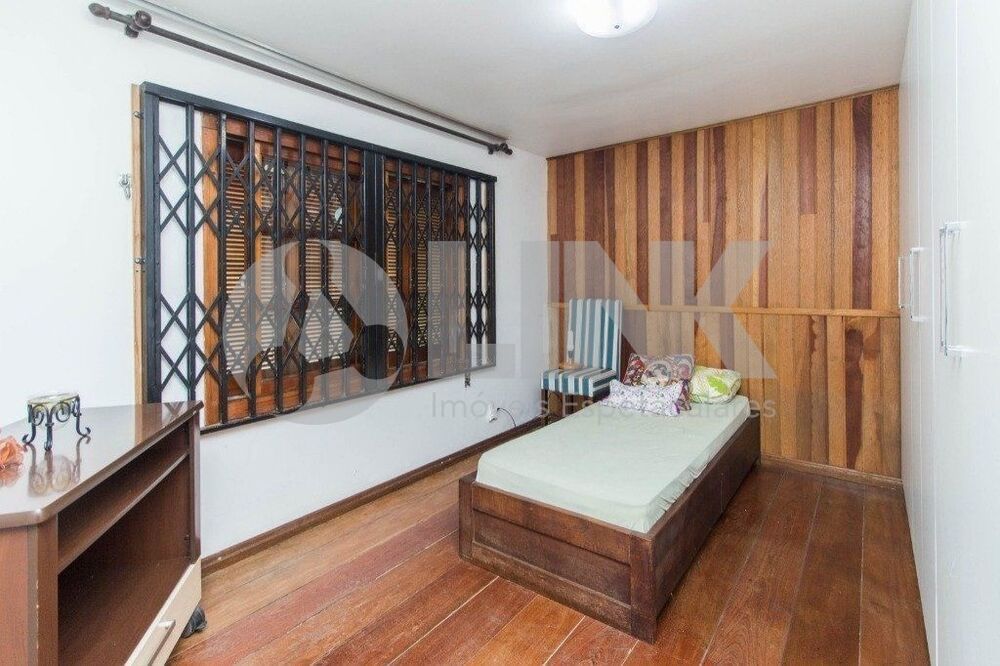 Casa à venda com 3 quartos, 400m² - Foto 7
