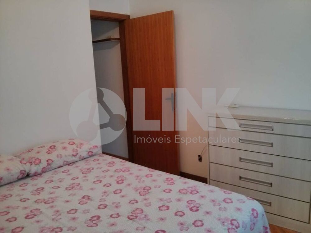 Apartamento à venda com 2 quartos, 74m² - Foto 4
