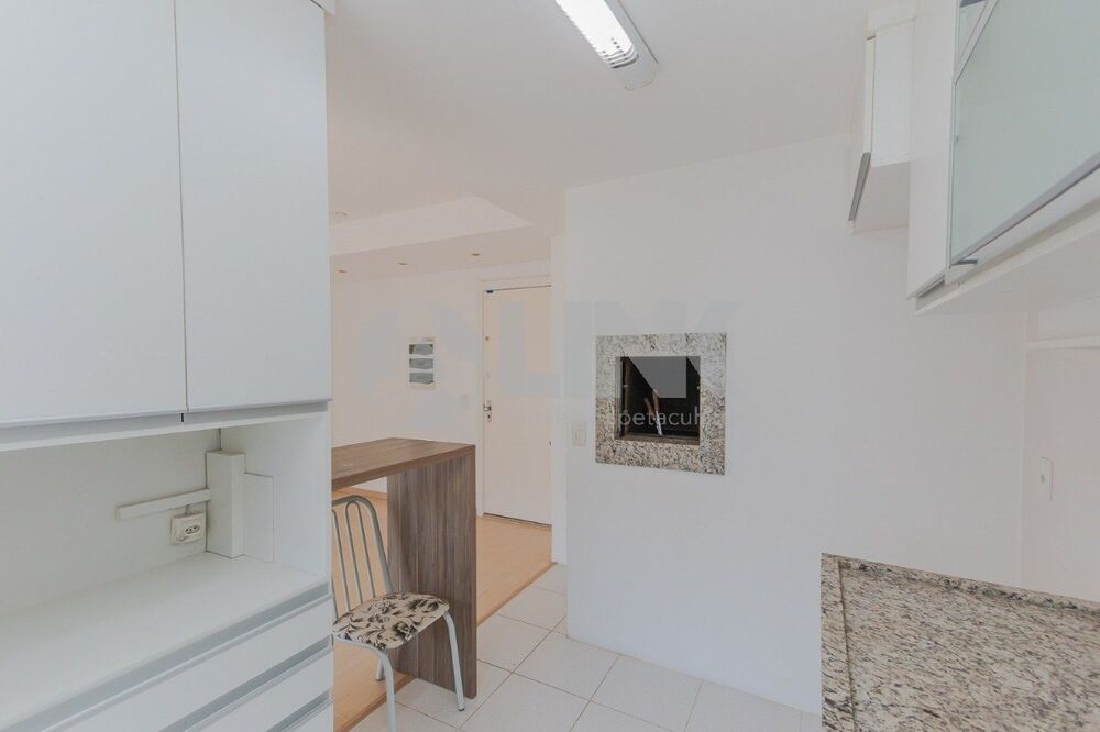 Apartamento à venda com 2 quartos, 62m² - Foto 5
