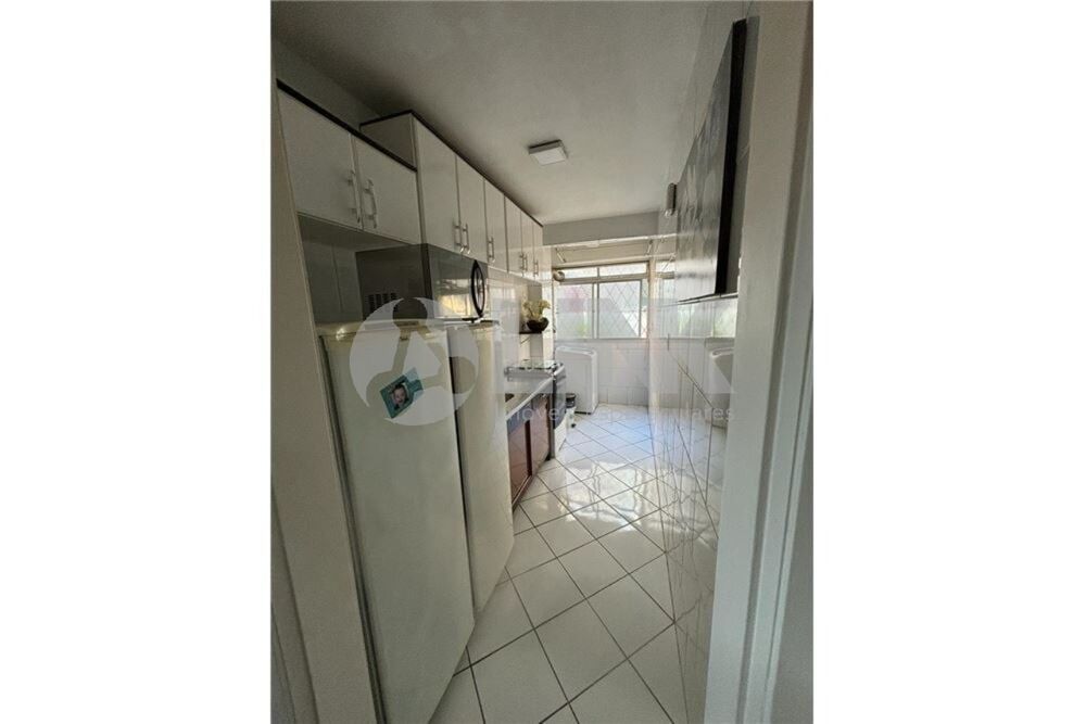 Apartamento à venda com 1 quarto, 47m² - Foto 4