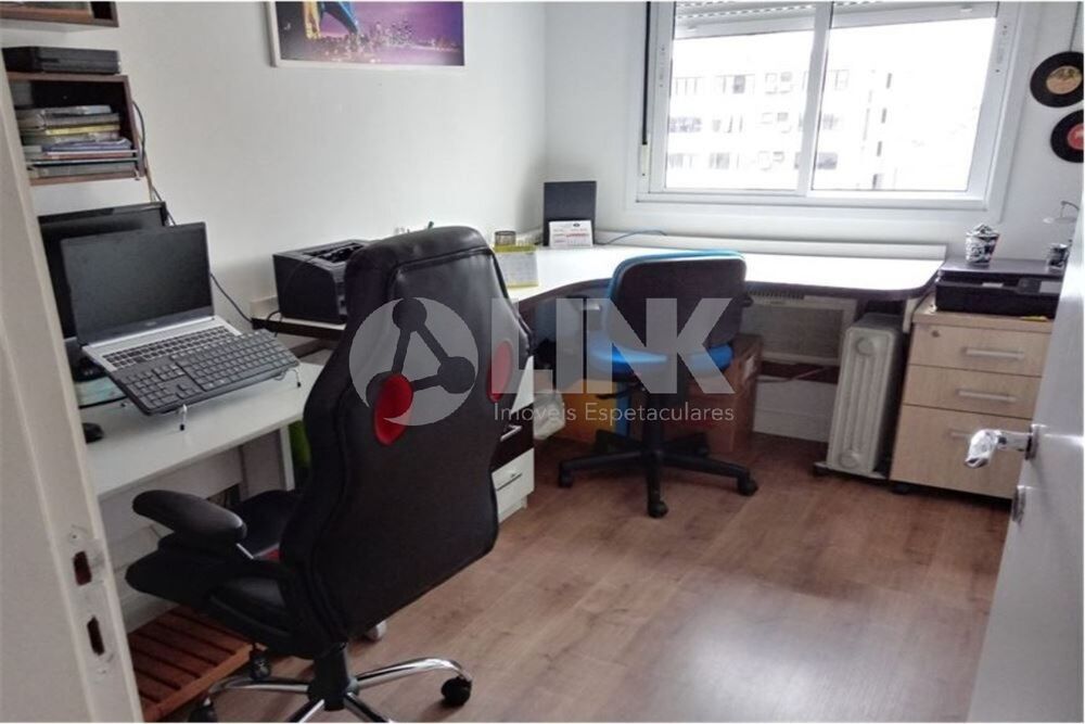 Apartamento à venda com 3 quartos, 80m² - Foto 23