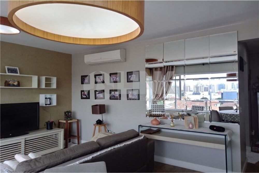 Apartamento à venda com 3 quartos, 80m² - Foto 1