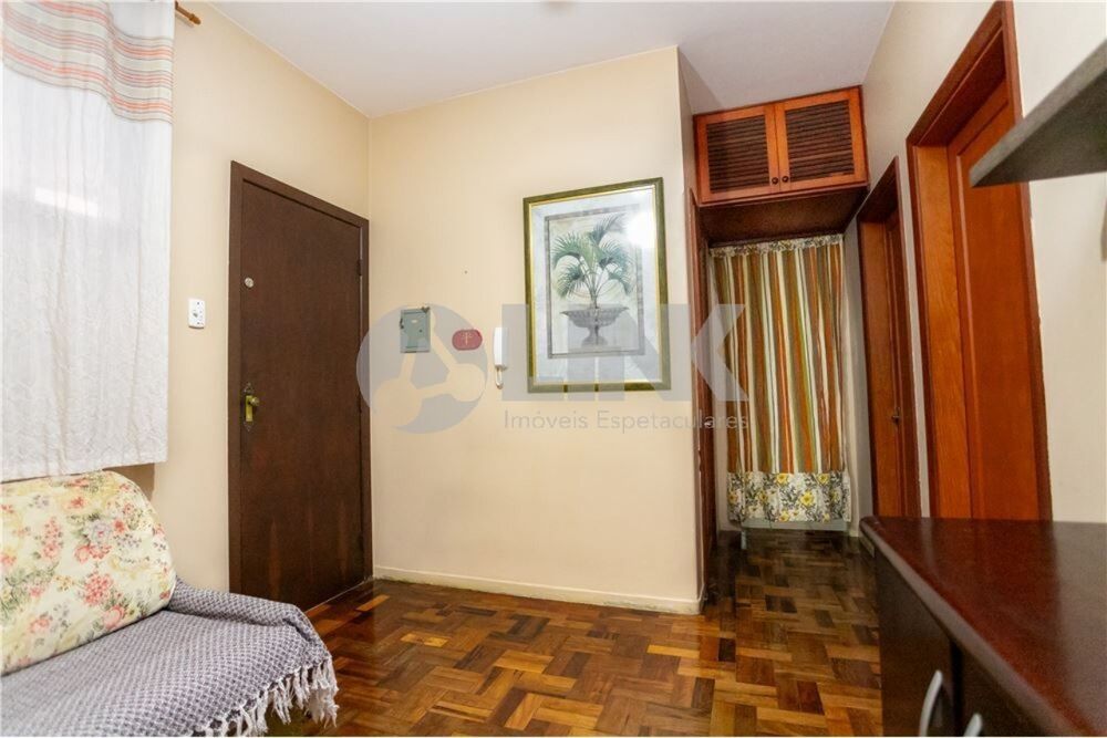 Apartamento à venda com 2 quartos, 36m² - Foto 2