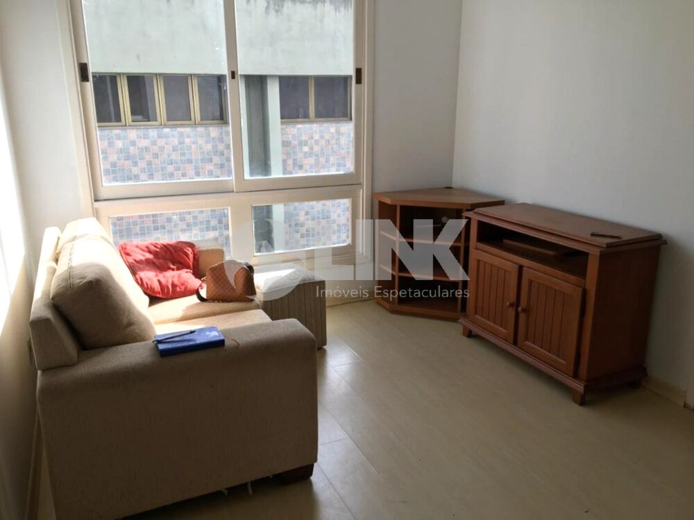 Apartamento à venda com 1 quarto, 39m² - Foto 2