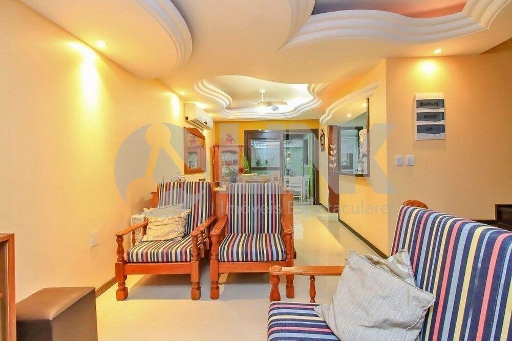 Casa à venda com 3 quartos, 167m² - Foto 3