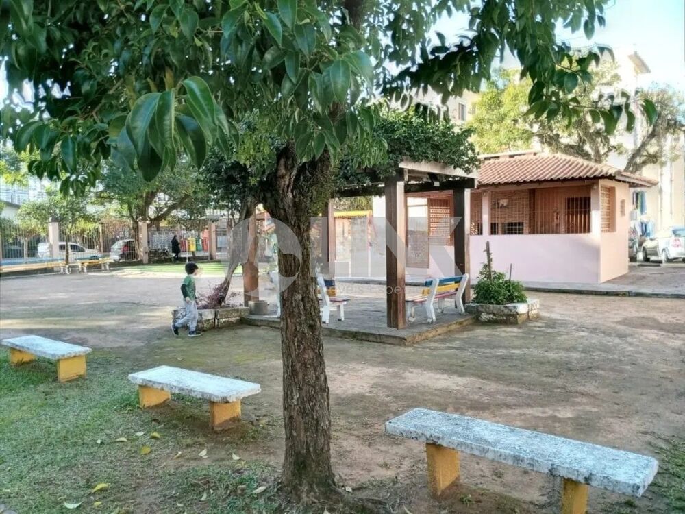 Apartamento à venda com 1 quarto, 40m² - Foto 12
