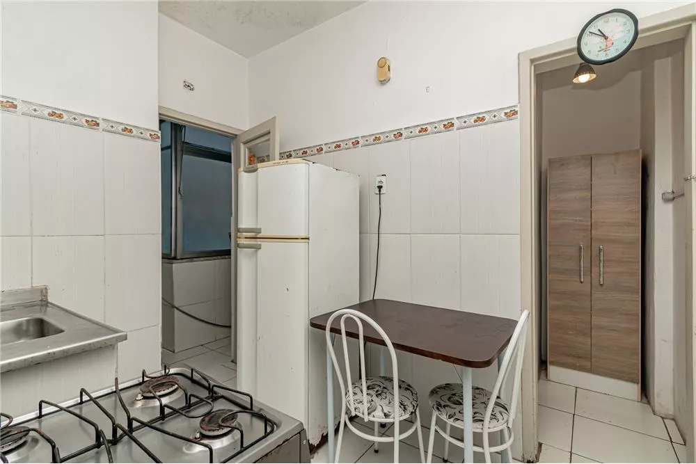 Apartamento à venda com 3 quartos, 82m² - Foto 4