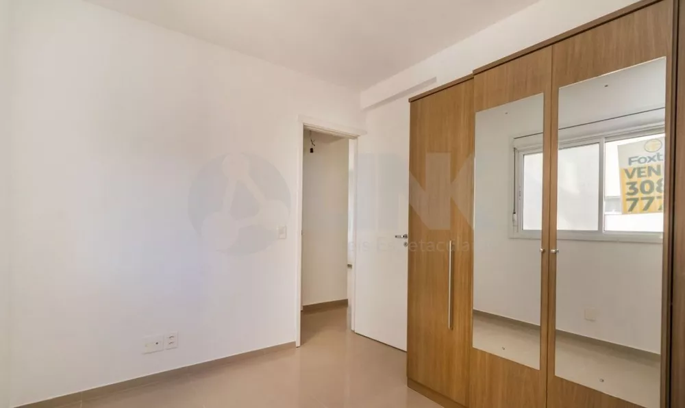 Apartamento à venda com 2 quartos, 55m² - Foto 11