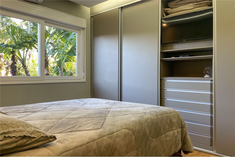 Apartamento à venda com 3 quartos, 165m² - Foto 4