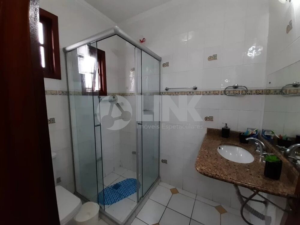 Casa, 3 quartos, 226 m² - Foto 6