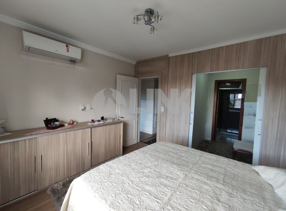 Apartamento à venda com 3 quartos, 187m² - Foto 2