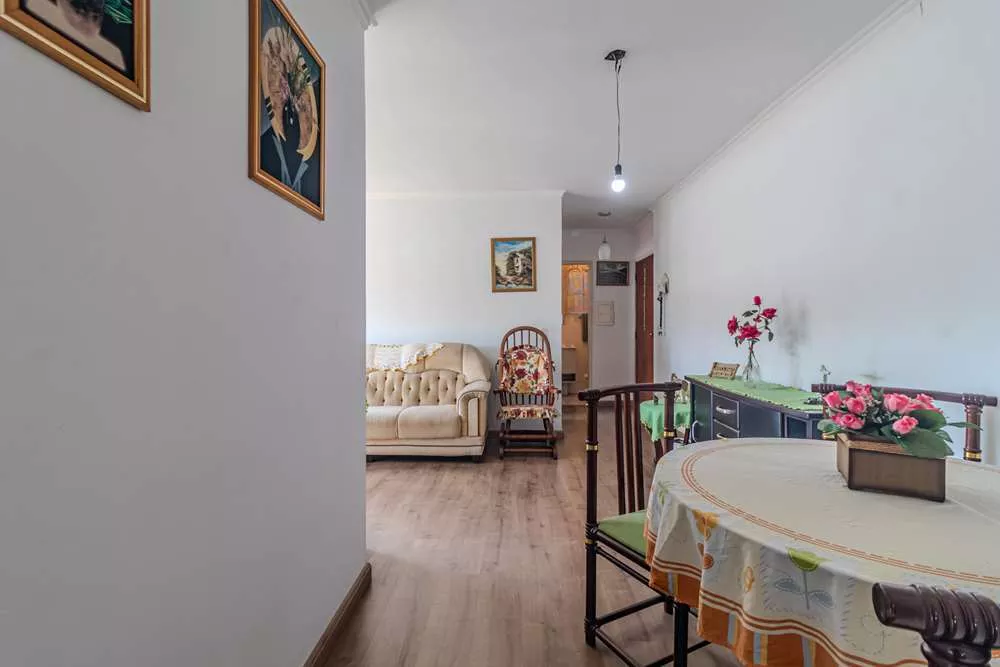 Apartamento à venda com 3 quartos, 96m² - Foto 4