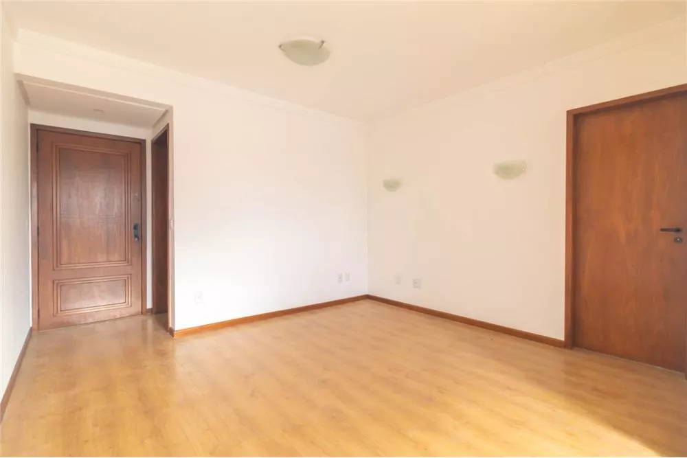 Apartamento à venda com 3 quartos, 82m² - Foto 4