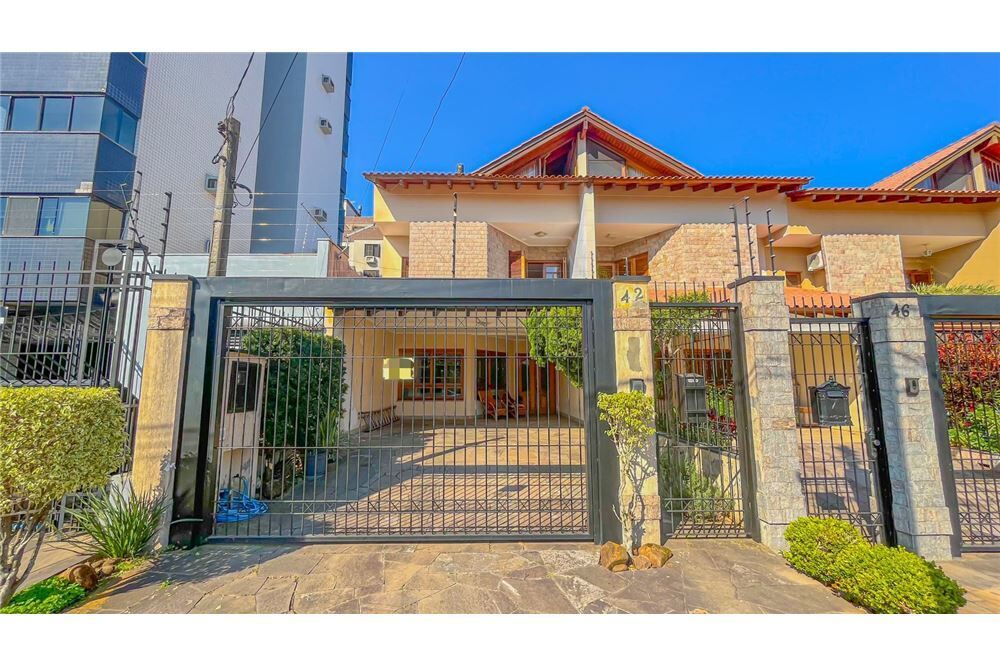 Casa à venda com 3 quartos - Foto 1