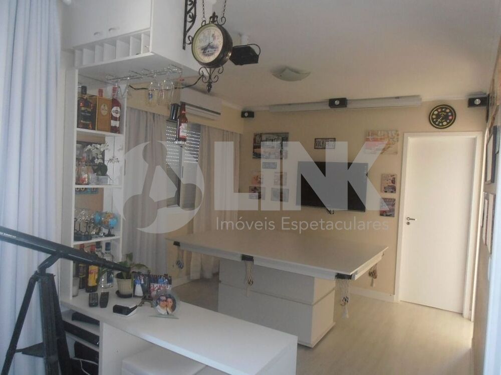 Apartamento à venda com 3 quartos, 62m² - Foto 4