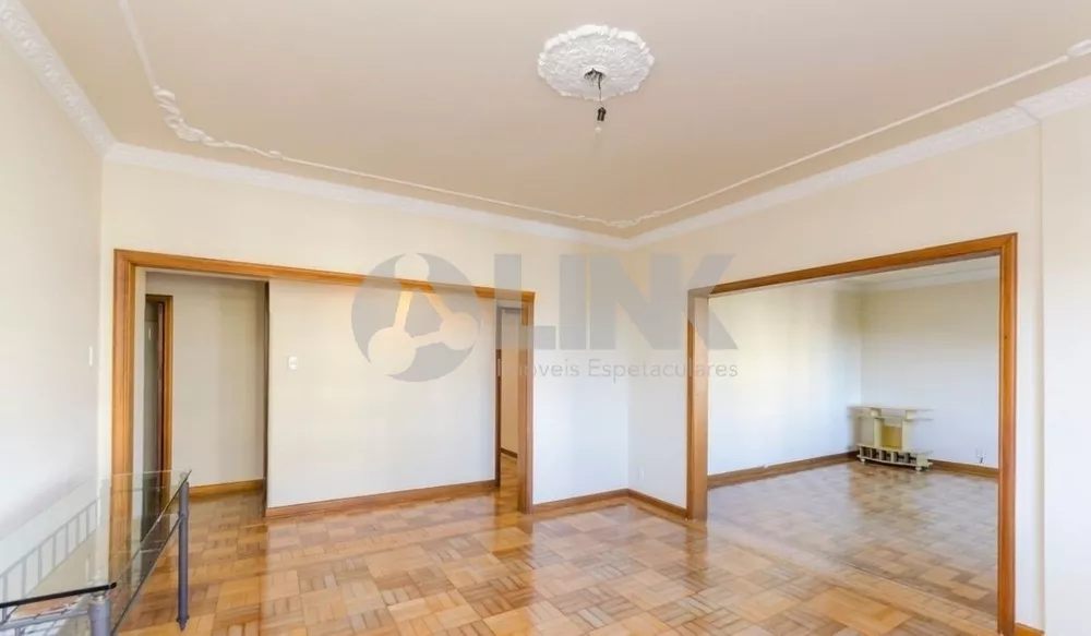 Apartamento à venda com 3 quartos, 134m² - Foto 2