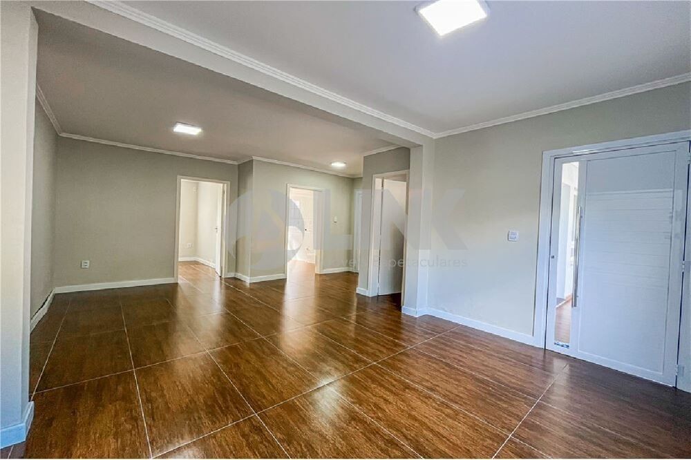 Casa, 3 quartos, 240 m² - Foto 13