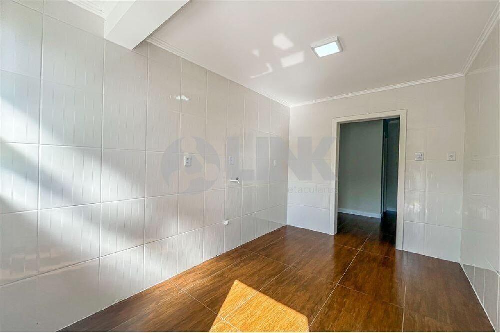 Casa, 3 quartos, 240 m² - Foto 4
