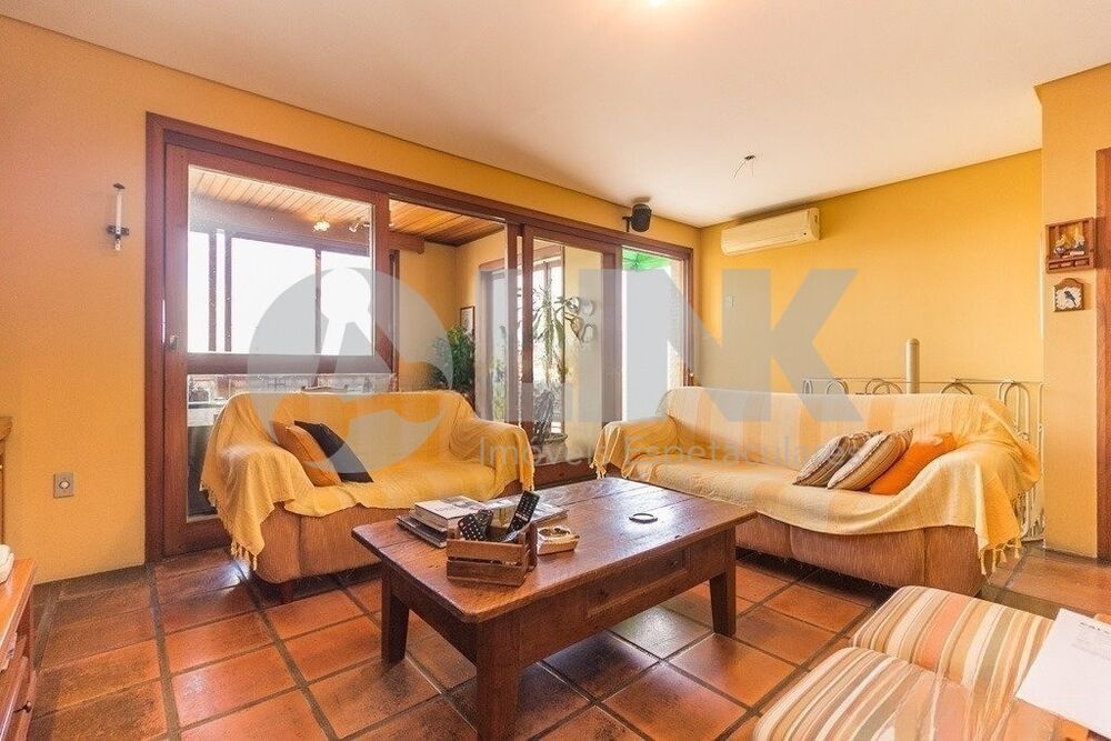 Cobertura à venda com 3 quartos, 223m² - Foto 2