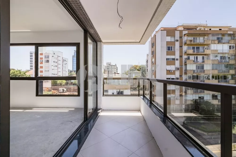 Apartamento à venda com 3 quartos, 123m² - Foto 5