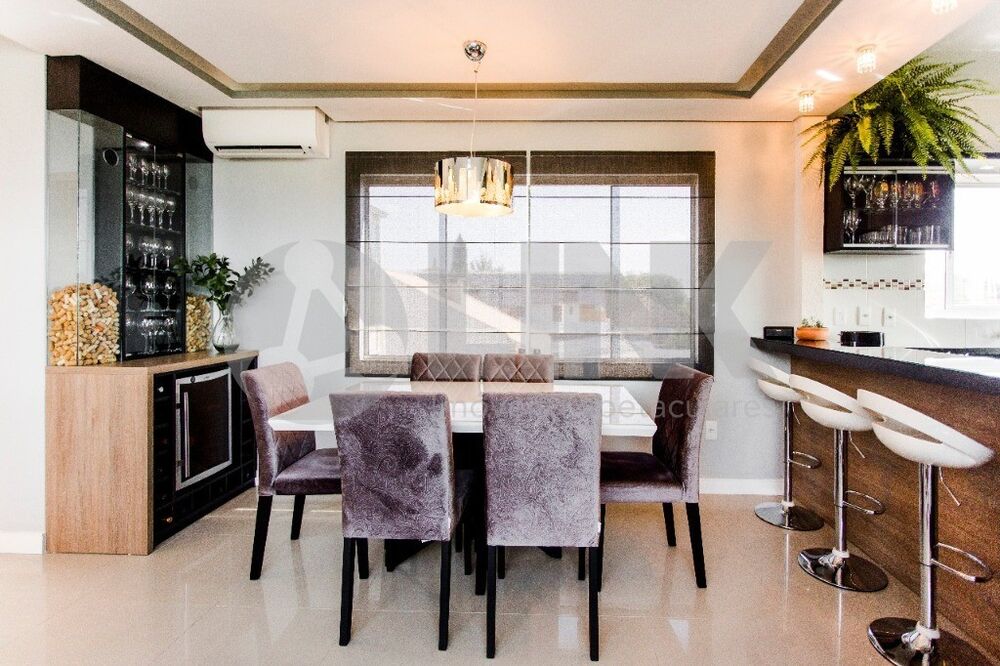 Apartamento à venda com 3 quartos, 164m² - Foto 1