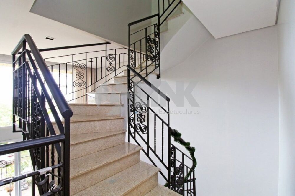 Casa à venda com 3 quartos, 181m² - Foto 5