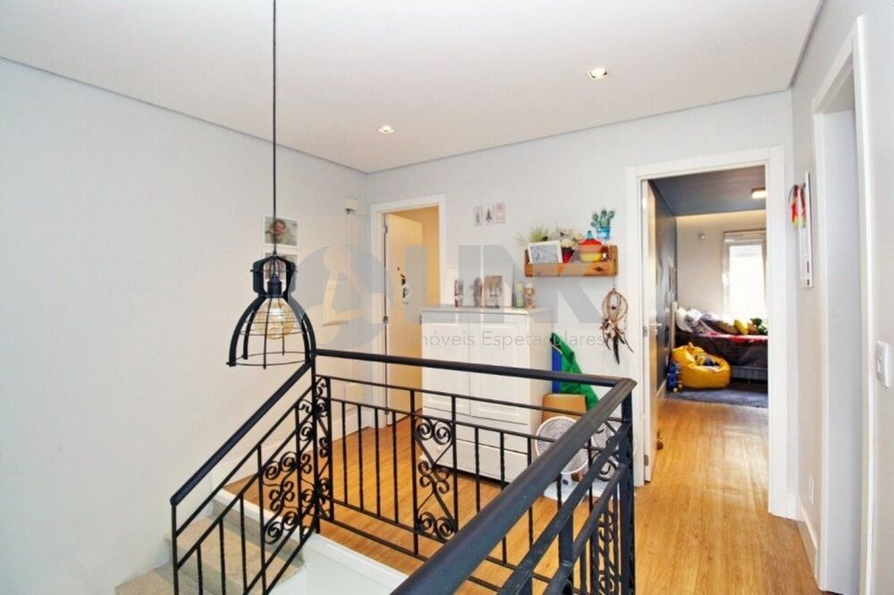 Casa à venda com 3 quartos, 181m² - Foto 3