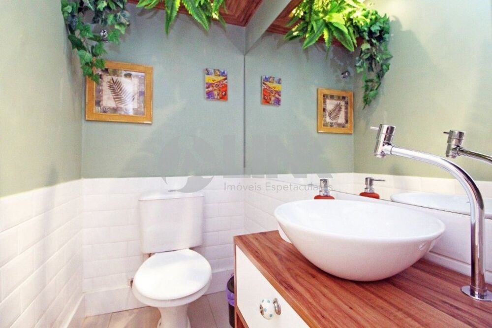 Casa à venda com 3 quartos, 181m² - Foto 9